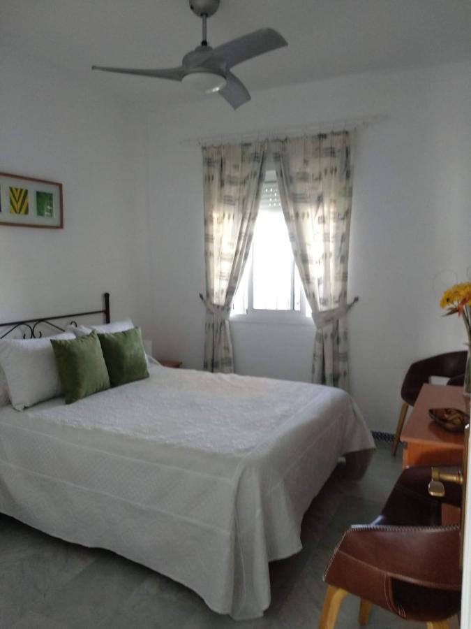 Apartamento Vacacional Maximo 4 Personas โนโบซังก์ติเปตรี ภายนอก รูปภาพ