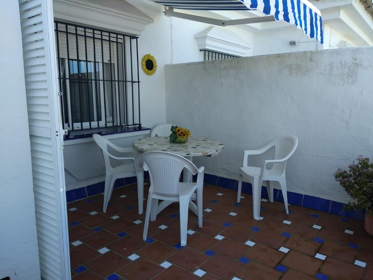 Apartamento Vacacional Maximo 4 Personas โนโบซังก์ติเปตรี ภายนอก รูปภาพ