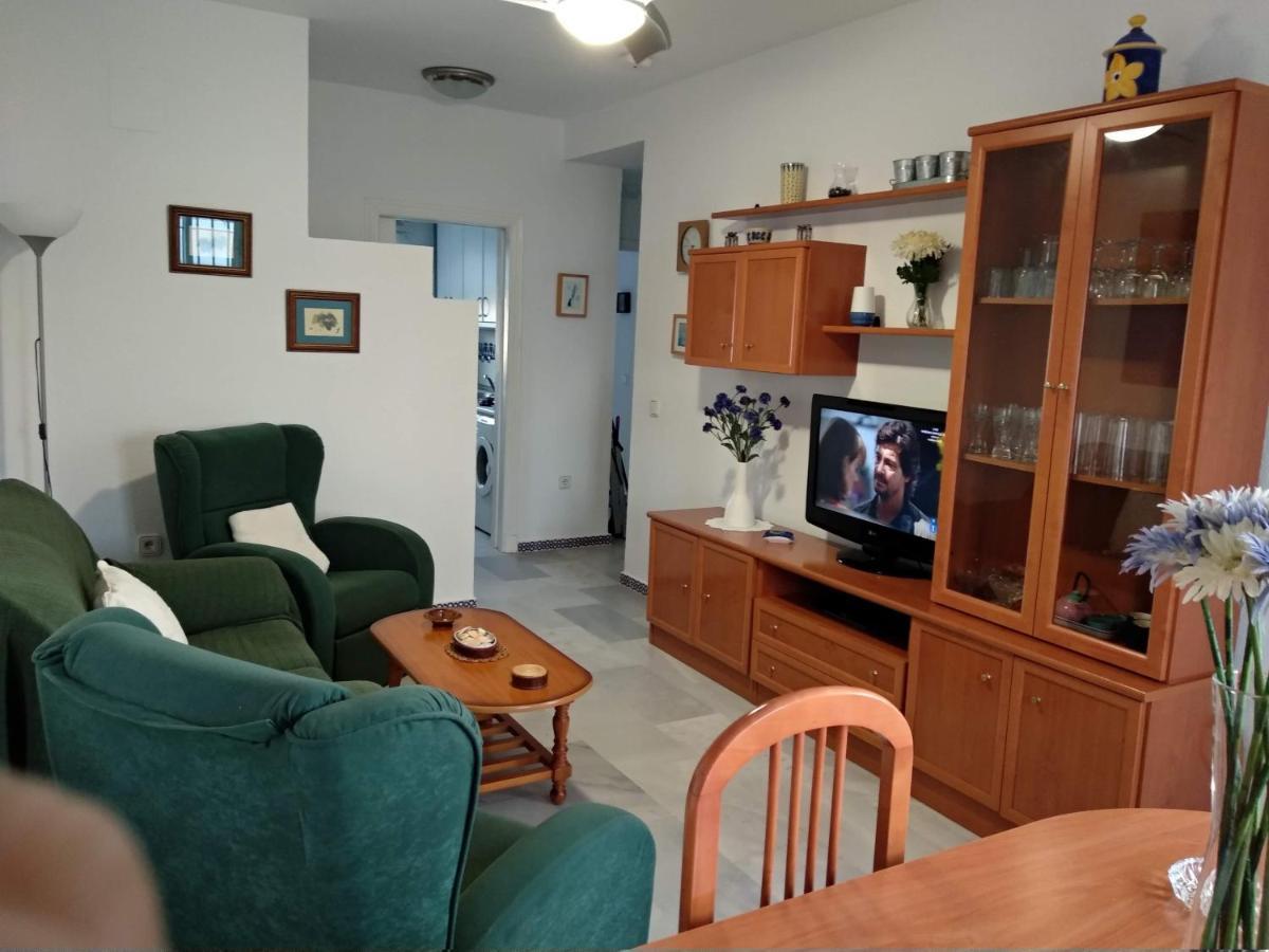 Apartamento Vacacional Maximo 4 Personas โนโบซังก์ติเปตรี ภายนอก รูปภาพ
