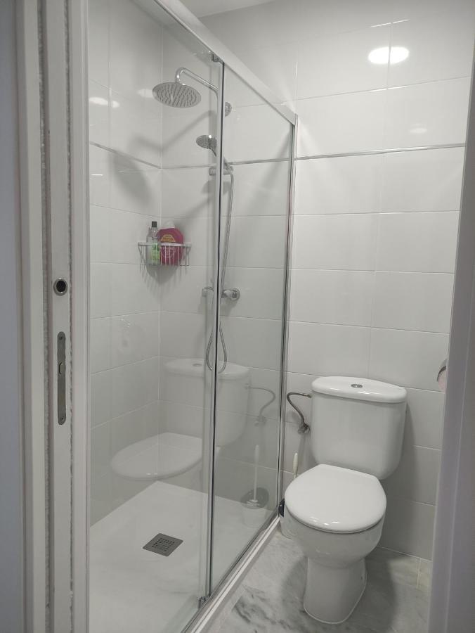 Apartamento Vacacional Maximo 4 Personas โนโบซังก์ติเปตรี ภายนอก รูปภาพ